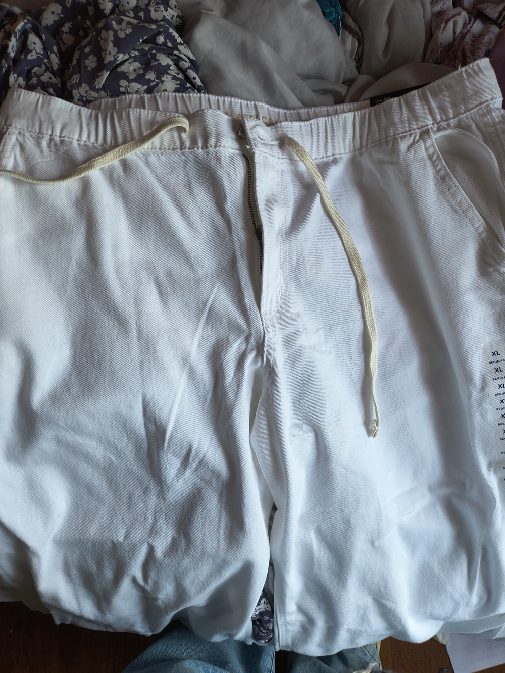 American Eagle Women's White New Drawstring Pants